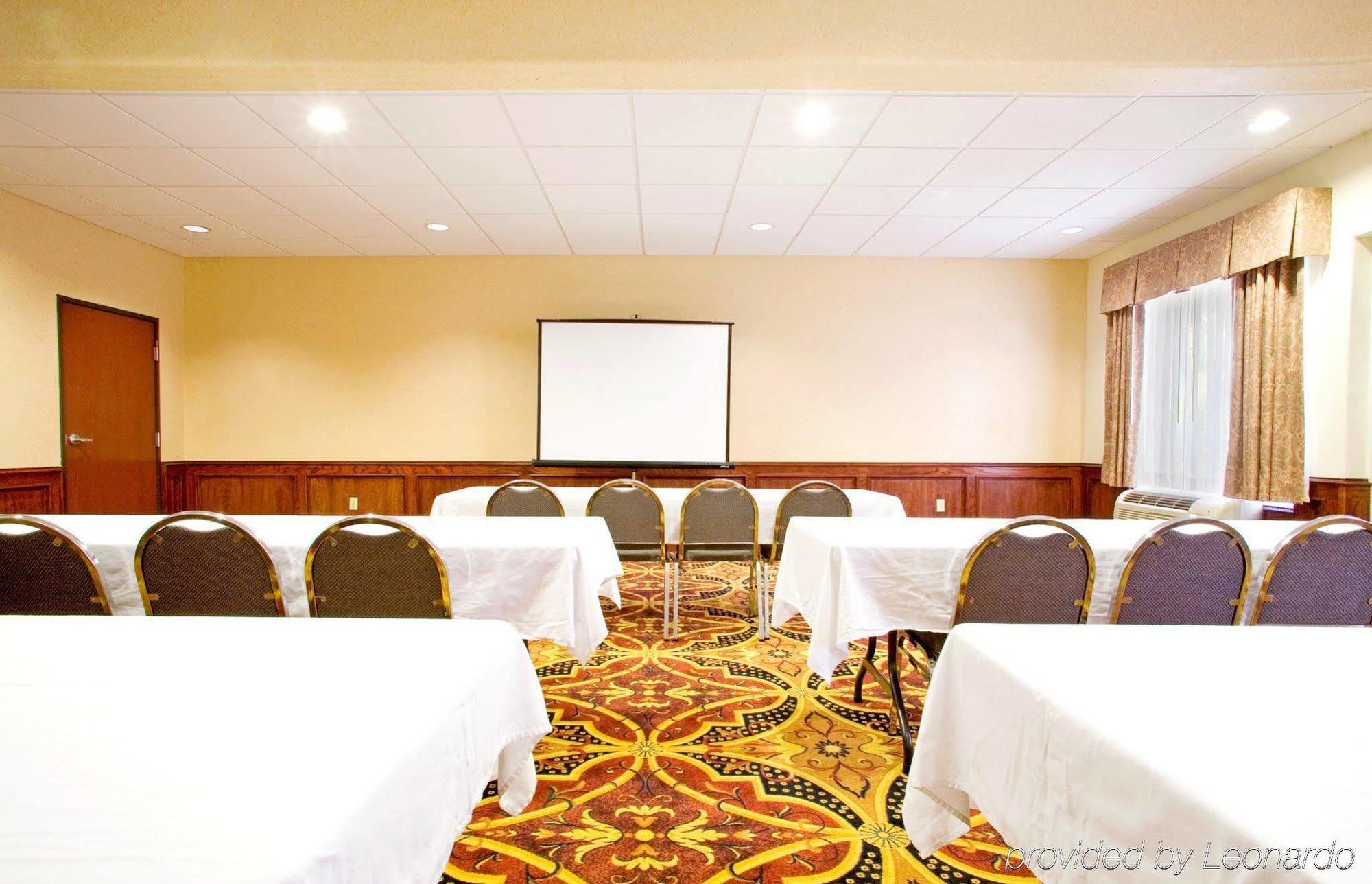 Holiday Inn Express Hotel And Suites Weslaco, An Ihg Hotel Facilidades foto